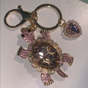 Turtle purse/bag charm Keychain w/heart charm